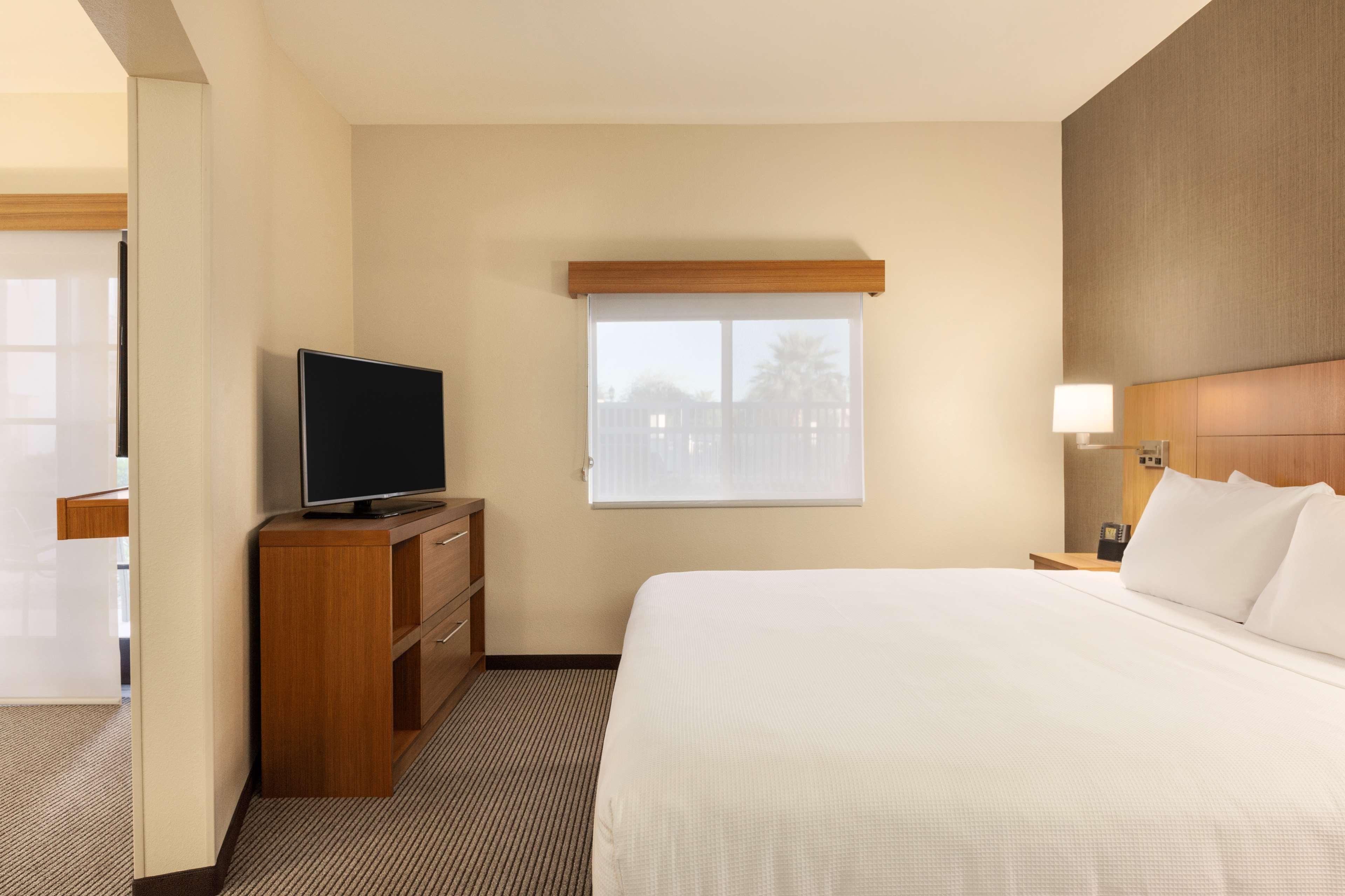 ไฮแอท เพลซ ฟีนิกซ์/แชนด์เลอร์ Hotel ภายนอก รูปภาพ